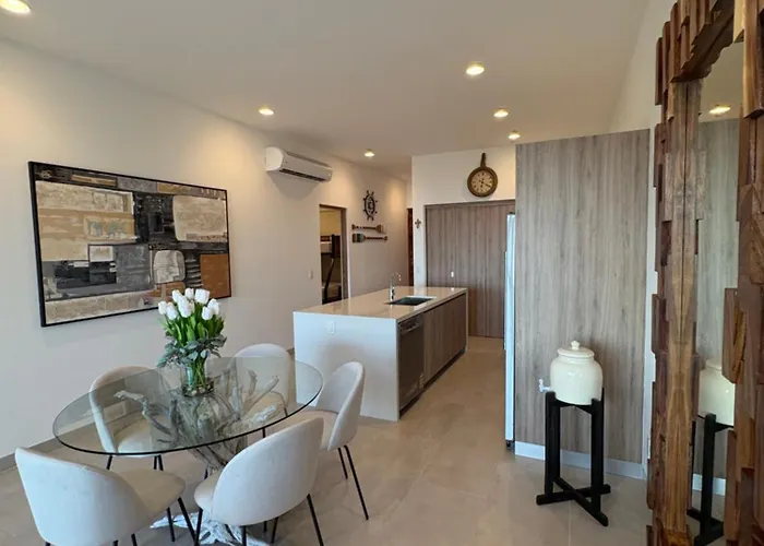 Family-friendly Oceanview Retreat Access Apartment *