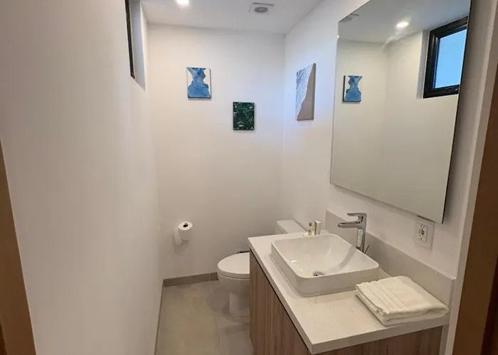 Family-friendly Oceanview Retreat Access *